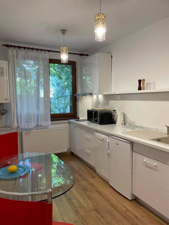 Peles & Piano Apartment